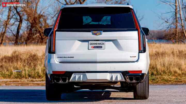 Cadillac Escalade-V 2023 года