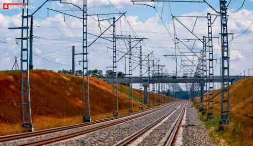 контактная сеть на железной дороге