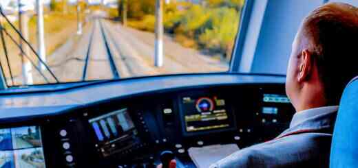 локомотивная бригада - машинист локомотива